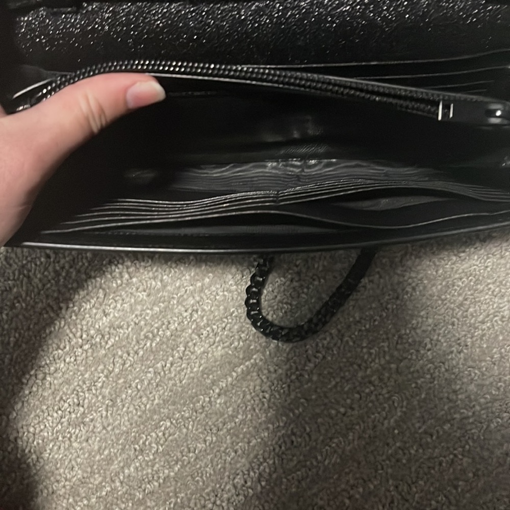 LIMITED EDITION YSL PURSE - Picture 5 of 8